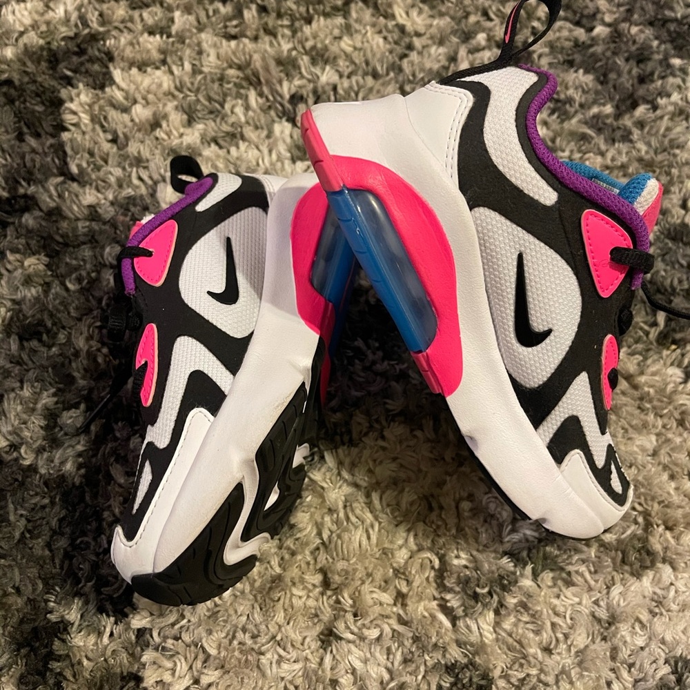 Girls 11c nikes